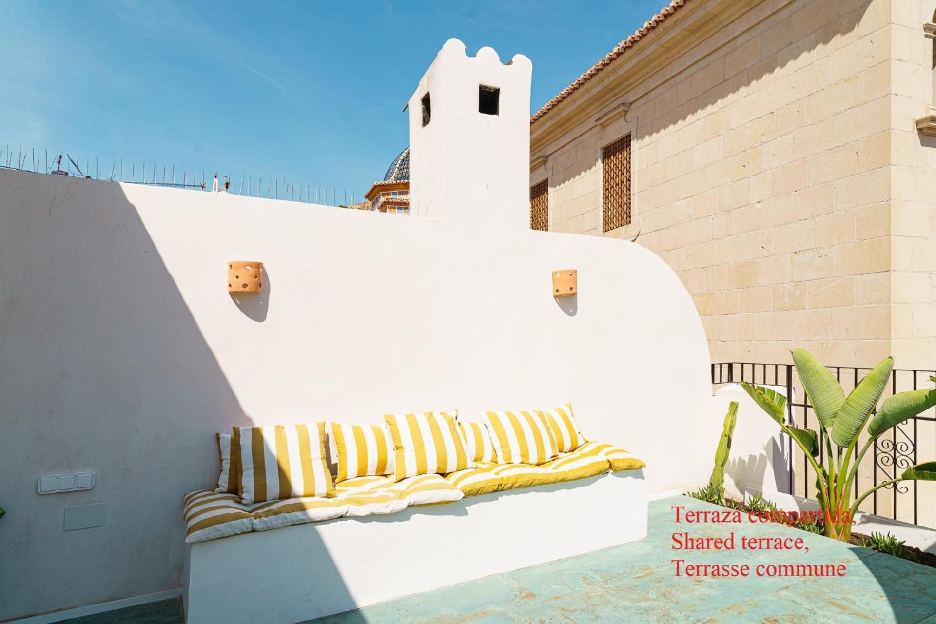 Apartment With Exceptional Charm In Historic Center Of Alicante Eksteriør bilde