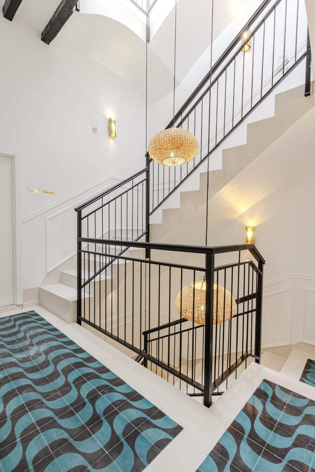 Apartment With Exceptional Charm In Historic Center Of Alicante Eksteriør bilde