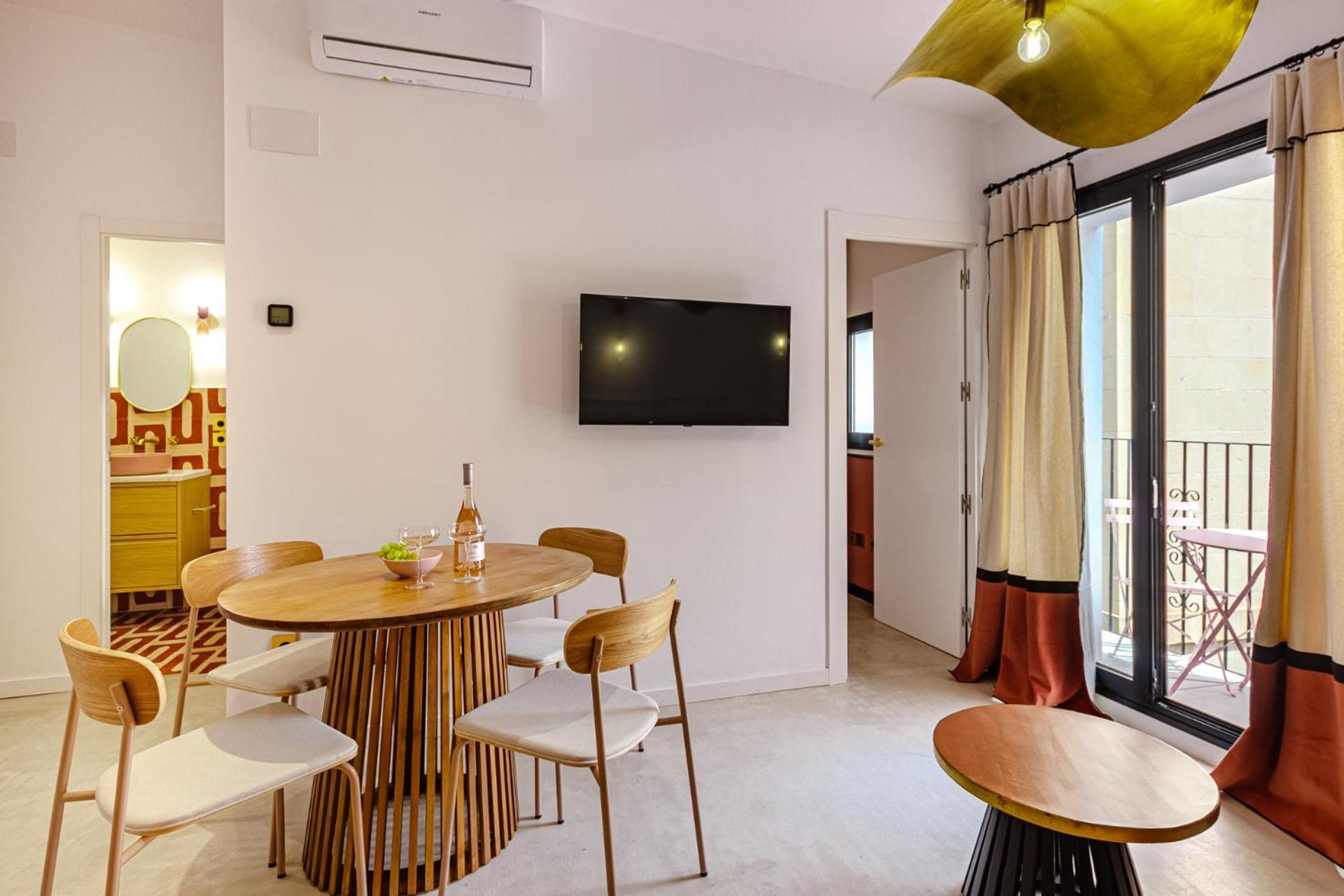 Apartment With Exceptional Charm In Historic Center Of Alicante Eksteriør bilde